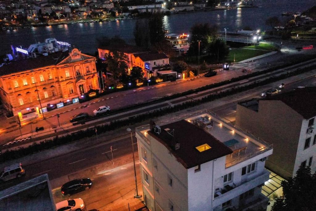 Waterfront Apartment By The Tram - Terrace With Dome & Golden Horn View In Fatih Istanbul Exteriör bild