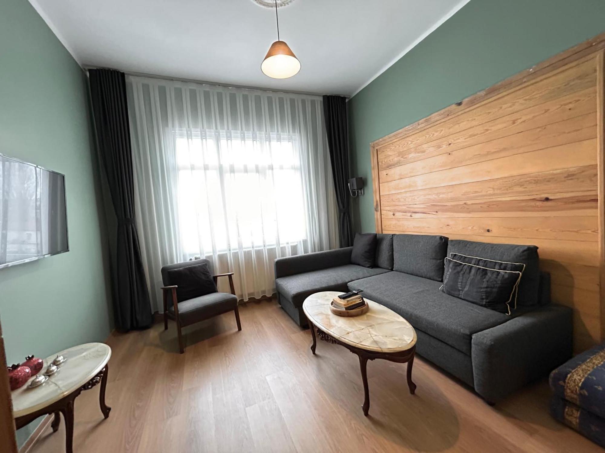 Waterfront Apartment By The Tram - Terrace With Dome & Golden Horn View In Fatih Istanbul Exteriör bild