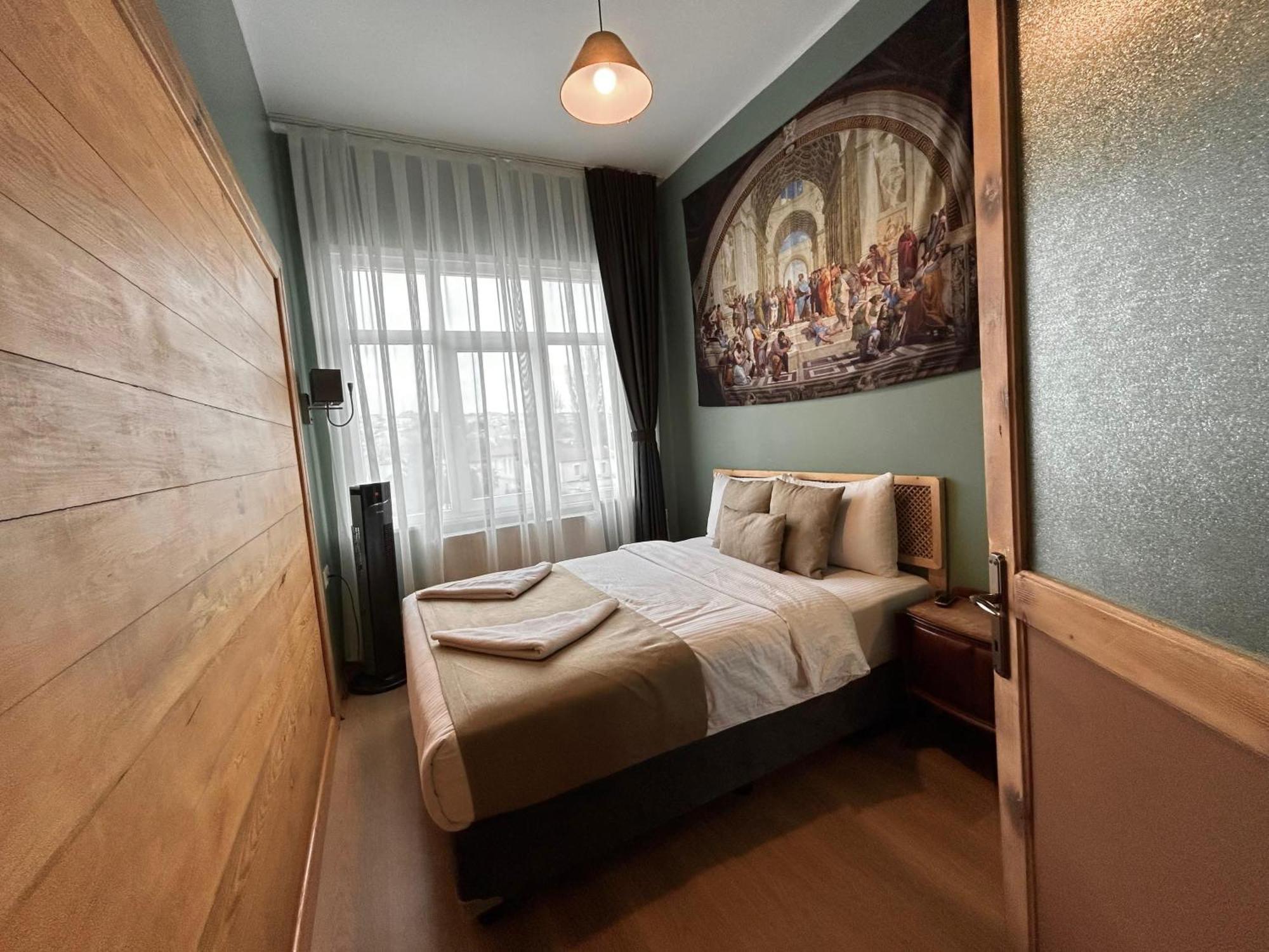 Waterfront Apartment By The Tram - Terrace With Dome & Golden Horn View In Fatih Istanbul Exteriör bild